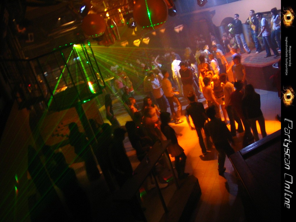 Kicsiny�t�shez kattints a k�pre!