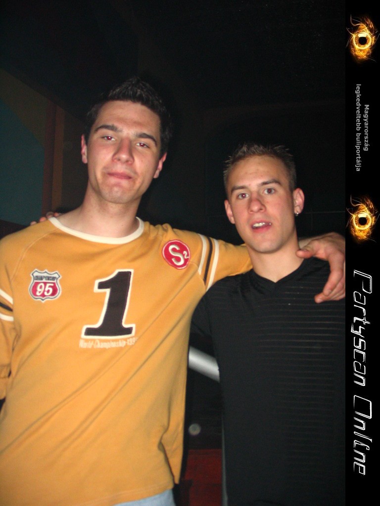 Kicsiny�t�shez kattints a k�pre!