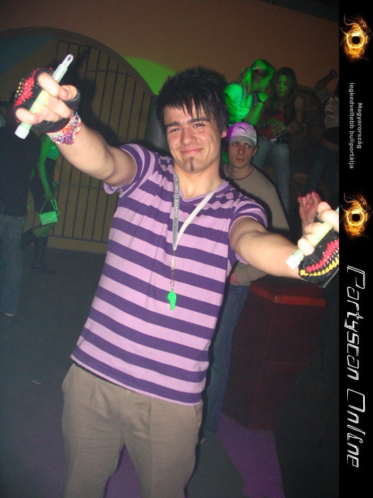 Kicsiny�t�shez kattints a k�pre!