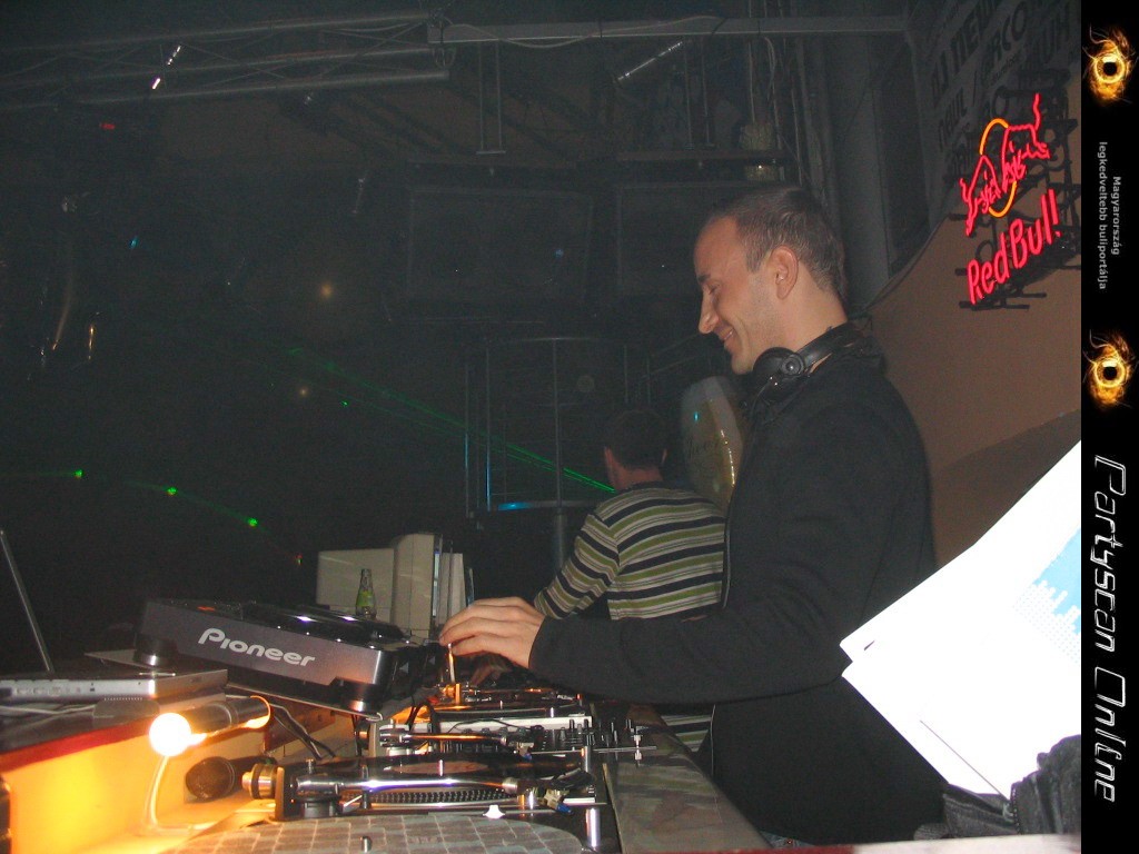 Kicsiny�t�shez kattints a k�pre!