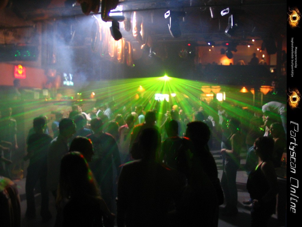 Kicsiny�t�shez kattints a k�pre!