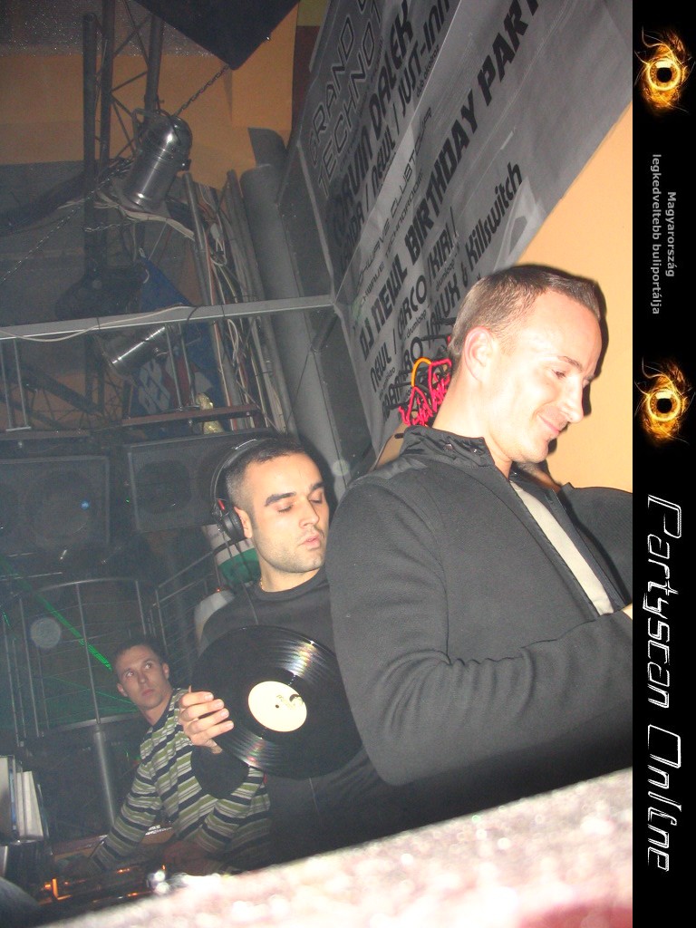 Kicsiny�t�shez kattints a k�pre!