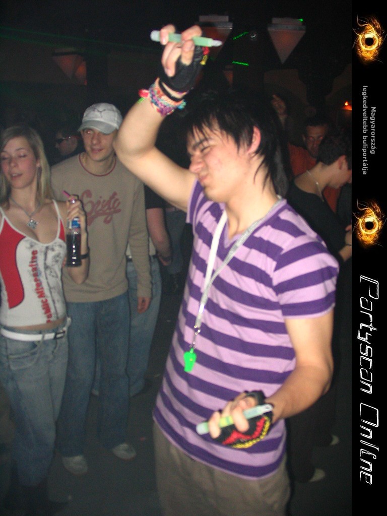 Kicsiny�t�shez kattints a k�pre!