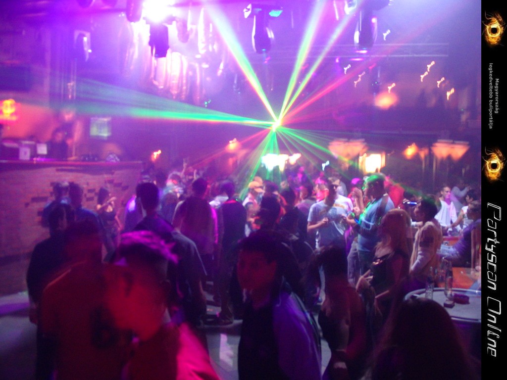 Kicsiny�t�shez kattints a k�pre!