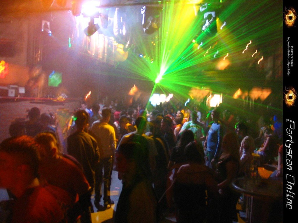 Kicsiny�t�shez kattints a k�pre!