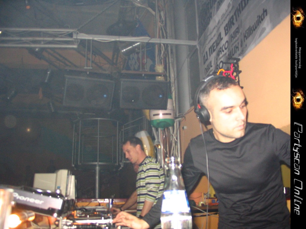 Kicsiny�t�shez kattints a k�pre!