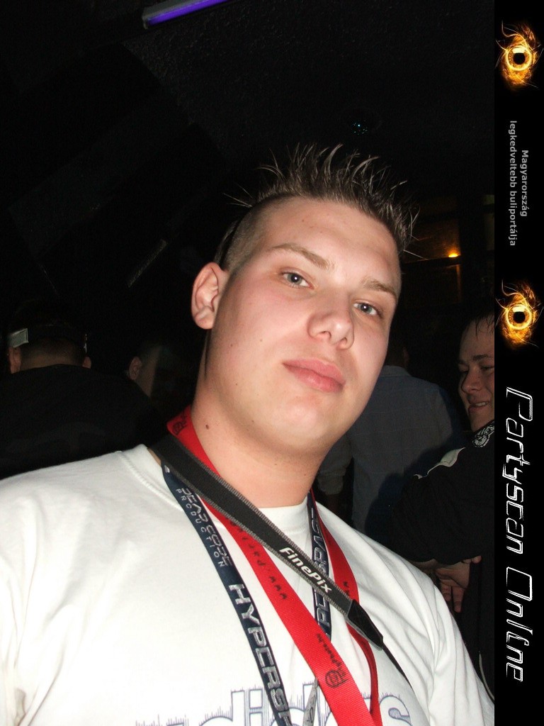 Kicsiny�t�shez kattints a k�pre!