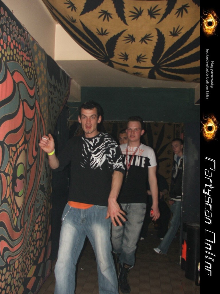 Kicsiny�t�shez kattints a k�pre!