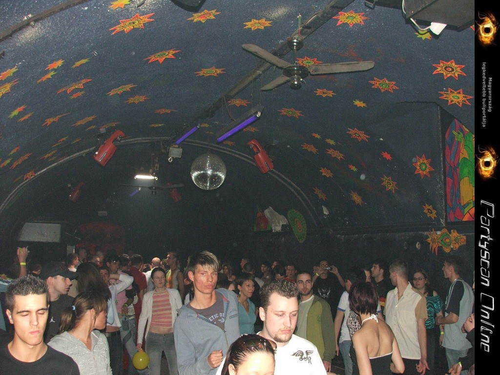 Kicsiny�t�shez kattints a k�pre!