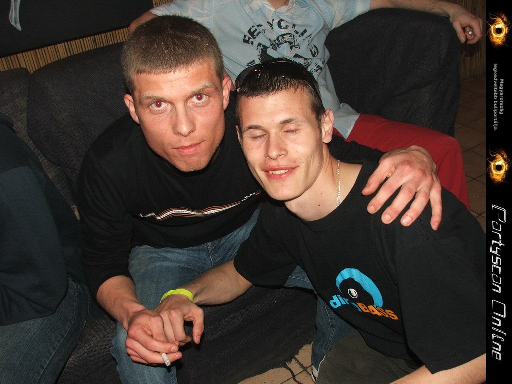 Kicsiny�t�shez kattints a k�pre!