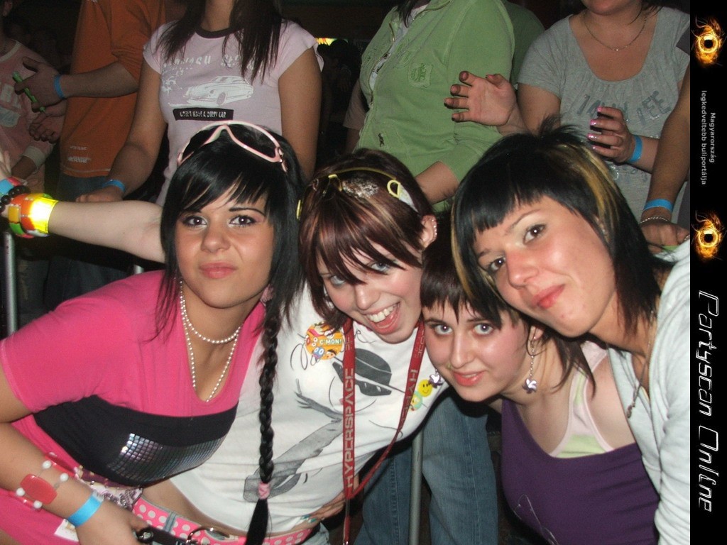 Kicsiny�t�shez kattints a k�pre!