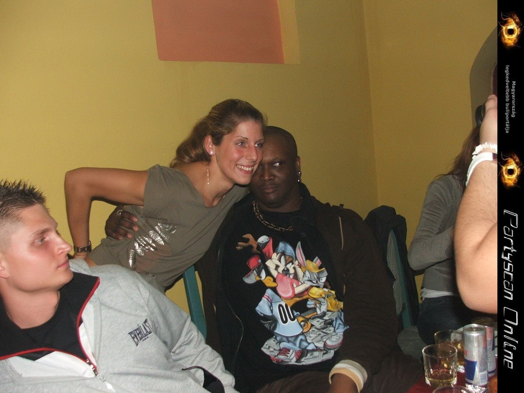 Kicsiny�t�shez kattints a k�pre!