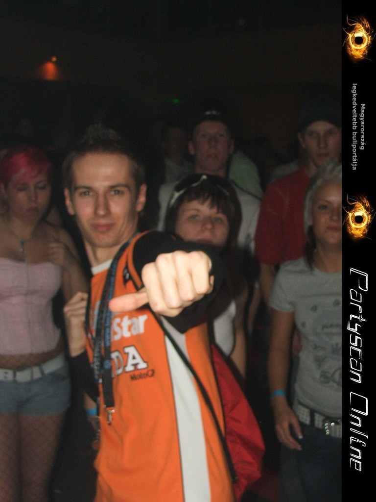 Kicsiny�t�shez kattints a k�pre!