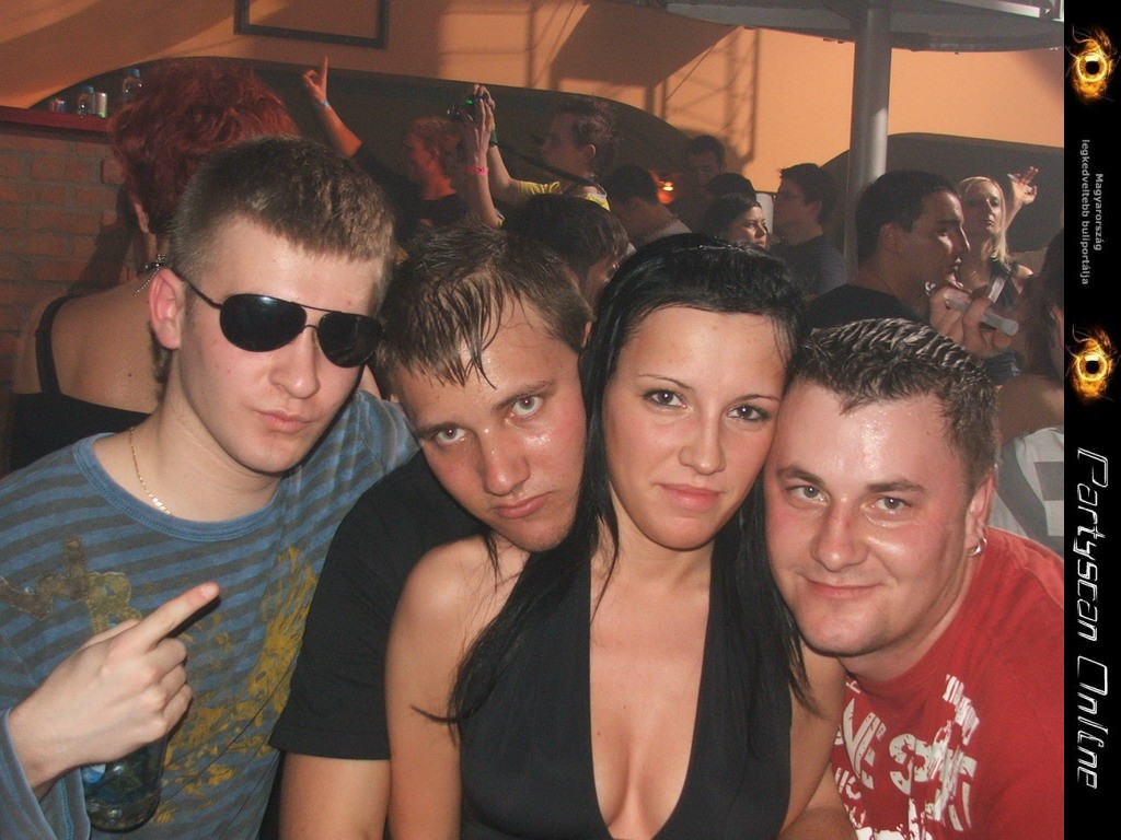 Kicsiny�t�shez kattints a k�pre!