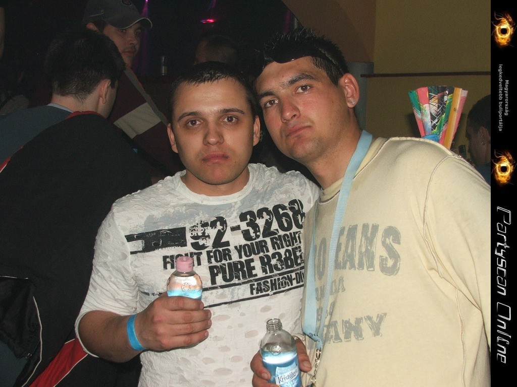 Kicsiny�t�shez kattints a k�pre!