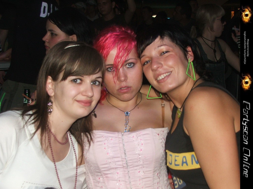 Kicsiny�t�shez kattints a k�pre!