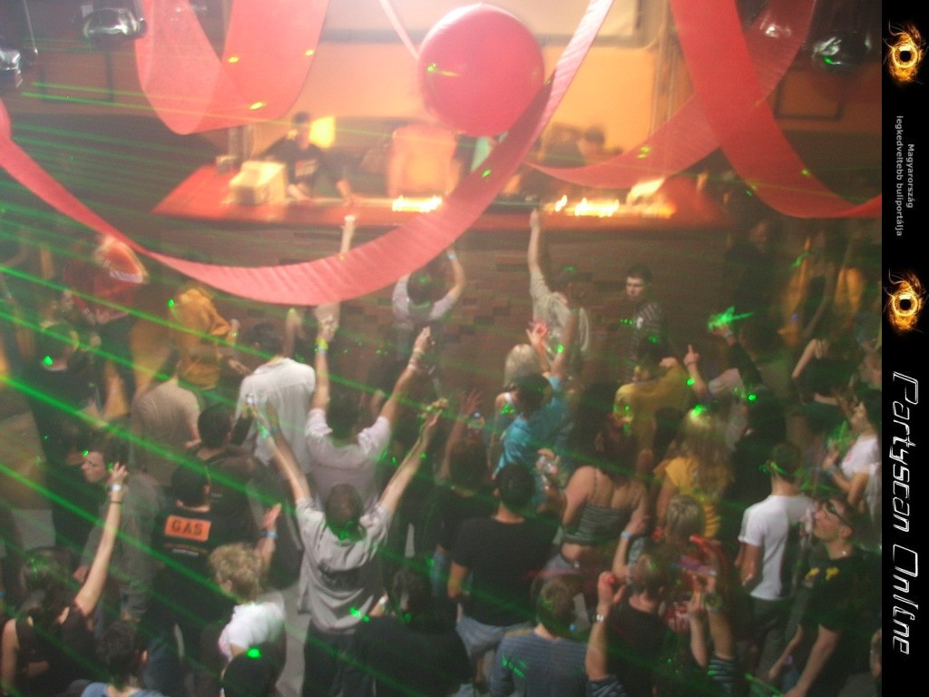 Kicsiny�t�shez kattints a k�pre!