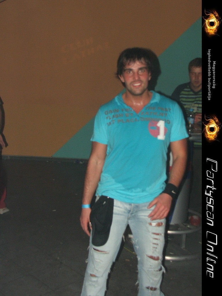 Kicsiny�t�shez kattints a k�pre!