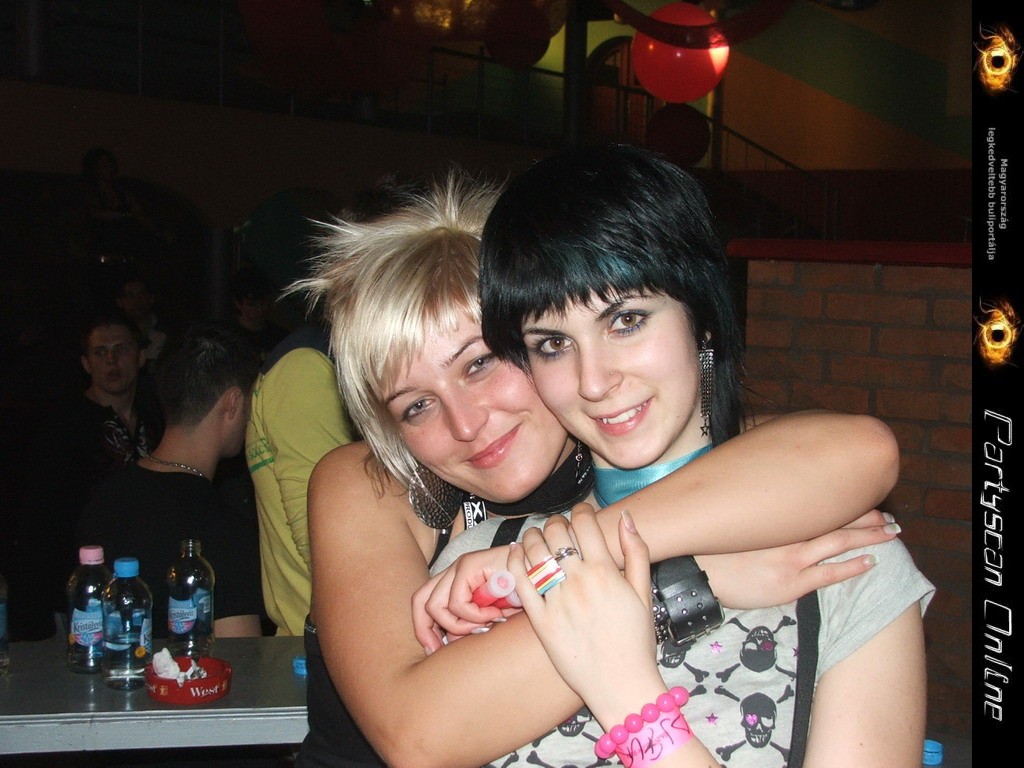 Kicsiny�t�shez kattints a k�pre!