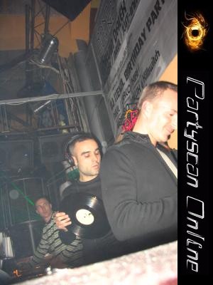 Nagy�t�shoz kattints a k�pre!