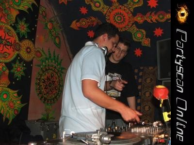 Nagy�t�shoz kattints a k�pre!